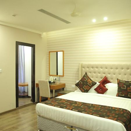 Hotel Sv Kashipur Ngoại thất bức ảnh