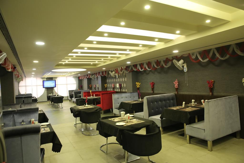Hotel Sv Kashipur Ngoại thất bức ảnh